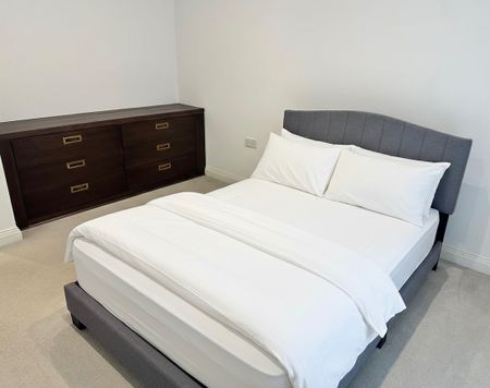 2 Bed Flat, Fritillary Apartments, SE5 - Photo 2