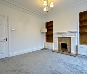 3 bedroom end of terrace house to rent - Photo 4