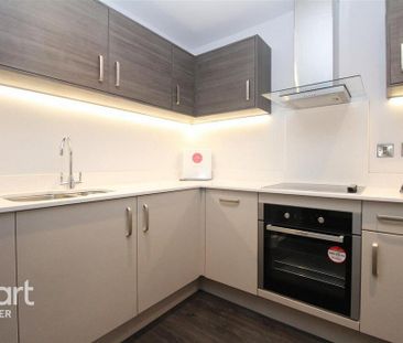 Studio to rent - Photo 6