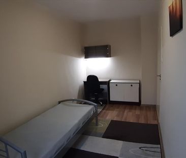 Kiadó felújított panel lakás - Pécs - Fotó 2