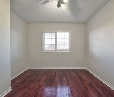 For Lease - 719 Stonebridge Avenue, Mississauga, Ontario - Photo 5