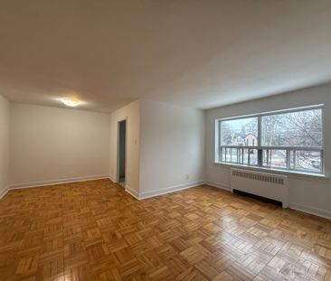 For Lease - 69 Old Mill Terrace Unit# 10, Toronto, Ontario - Photo 2