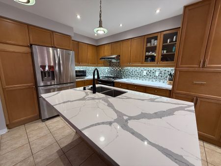 For Lease - 11 Barden Crescent Unit# B1, Ajax, Ontario - Photo 4