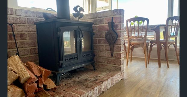 Panoramic ocean views and short walk to the beach - Photo 1