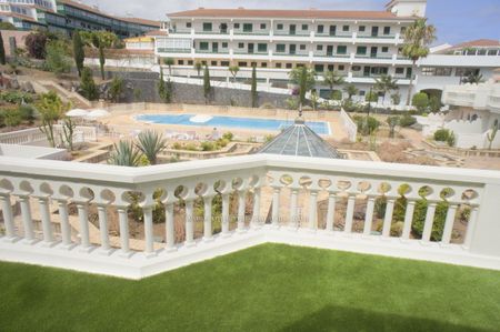 Elegantes apartamento con una fantástica terraza en la mejor zona de La Paz, cerca del Jardín Botánico - Photo 4