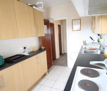 1 bedroom house of multiple occupation to rent - Photo 5