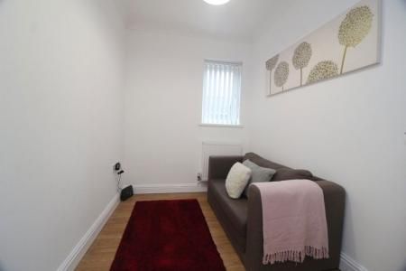 Standon Drive S9 1PL - Photo 2