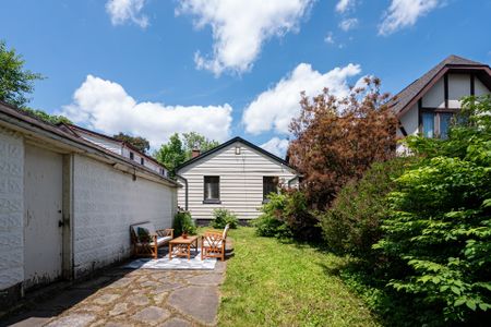 For Lease - 33 Ash Crescent, Toronto, Ontario - Photo 3