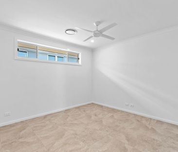 Charming 4-Bedroom Rental in Crangan Bay - Your New Home Awaits! - Photo 6