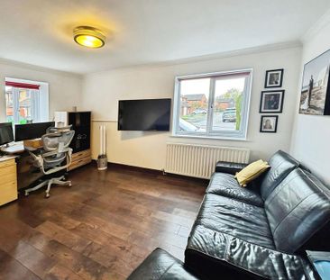 3 bedroom end of terrace house to rent - Photo 1