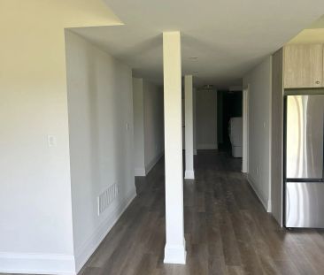 Detached Home For Lease | N9247650 - Photo 1