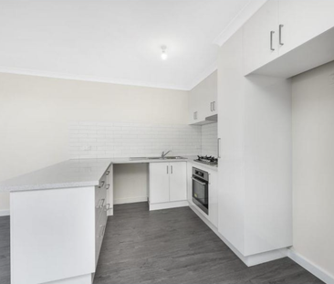 Neat Sweet and Complete - Photo 2