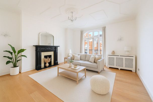 A Stunning Three Bedroom Apartment in Popular Portered Mansion Block - Photo 1
