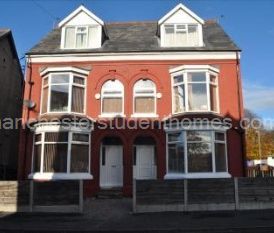 Curzon Avenue, Manchester, M14 5PU - Photo 6