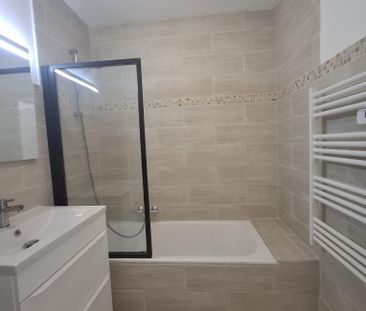 Location Appartement 2 pièces 60m² LE CANNET 06110 - Photo 6