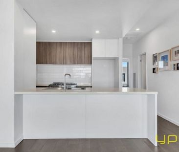 Modern and Convenient Open Plan Living - Photo 4