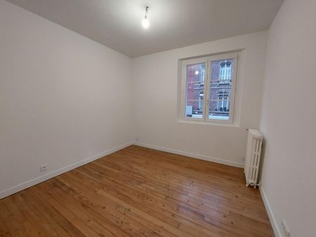 Location Appartement 3 pièces 91m² EU 76260 - Photo 3