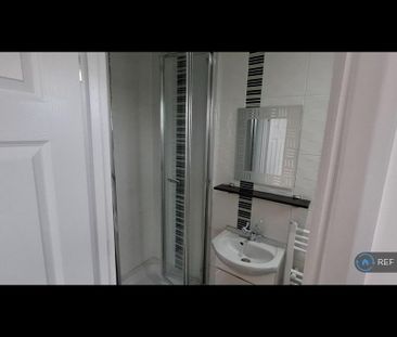 4 bedroom detached house to rent - Photo 5