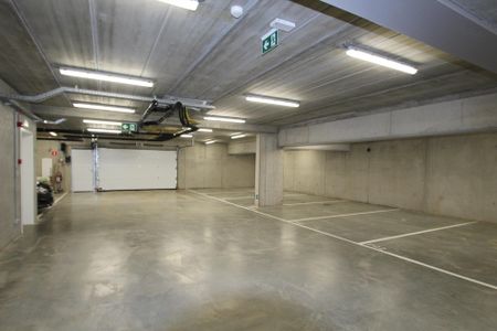 MODERN APPARTEMENT MET GROOT DAKTERRAS EN GARAGE - Photo 4