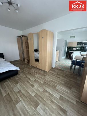 Pronájem bytu 1+1 40 m2 - Photo 1