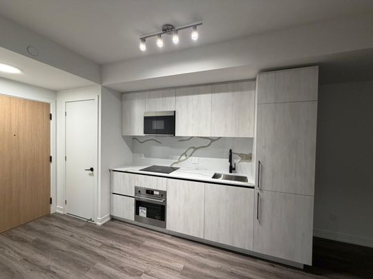 For Lease - 35 Parliament Street Unit# 716, Toronto, Ontario - Photo 1