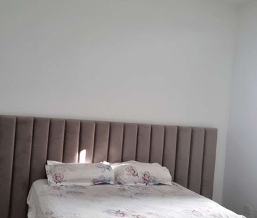 Denham Court - Photo 4