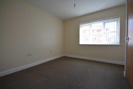 2 bed House - Mews for Rent - Photo 3