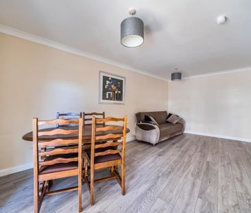 2 bedroom apartment to rent - Photo 6