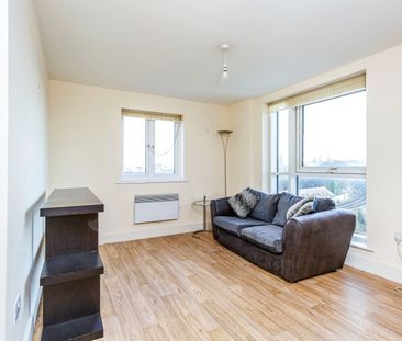 2 bedroom apartment to rent The Roundhouse, Gunwharf Quays, Portsmo... - Photo 4
