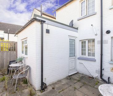 Albert Cottages, Clewer Hill Road, Windsor, SL4 - Photo 6