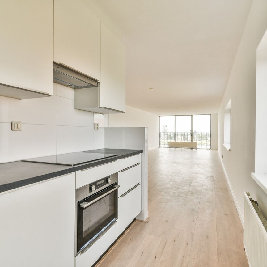 Te huur: Appartement Zonnebaarsstraat 49 in Hoogvliet Rotterdam - Foto 1