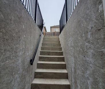 For Lease - 4 Mellowood Avenue Unit# (Basement), Brampton, Ontario - Photo 5