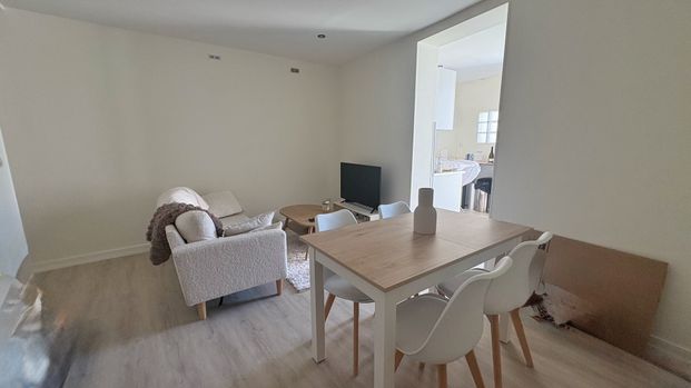 Location Appartement 2 pièces 43m² NIORT 79000 - Photo 1