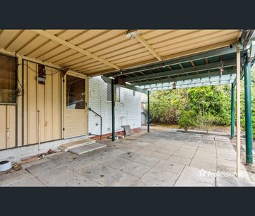 37 Willowmead Way, Kelmscott, WA 6111 - Photo 6