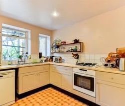 Room in a Shared House, Lincoln Street, BN2 - Photo 5