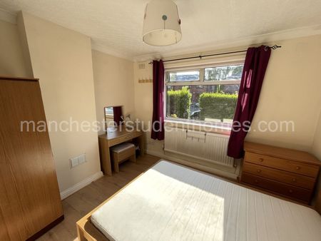 Parrs Wood Road, Manchester, M20 6GR - Photo 2