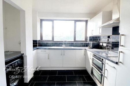 4 bedroom flat to rent - Photo 3