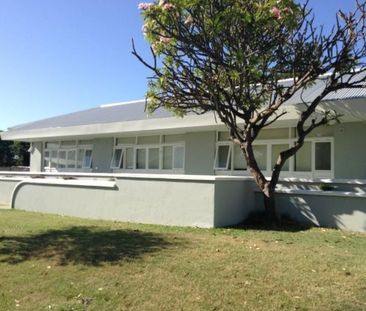 STUDIO APARTMENT - WARATAH - Photo 4