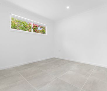 Apply Now - Century 21 | the Paramount Group *Granny Flat* - Photo 1