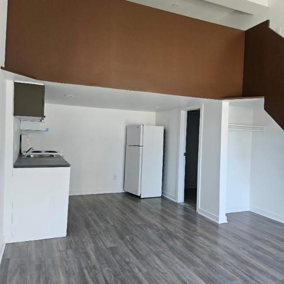 1 CH - 1 SDB - Montréal - $1,300 /mo - Photo 1