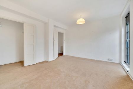 3 bedroom apartment to rent - Photo 2