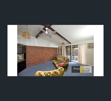 9 University Drive, Waratah West, NSW 2298 - Photo 2