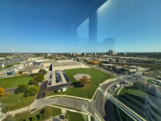 For Lease - 1 Lee Centre Drive Unit# 2206, Toronto, Ontario - Photo 1