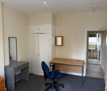 6 bedroom house share to rent - Photo 4