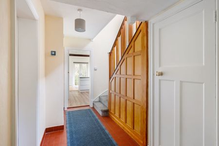 4 bedroom detached house to rent - Photo 2