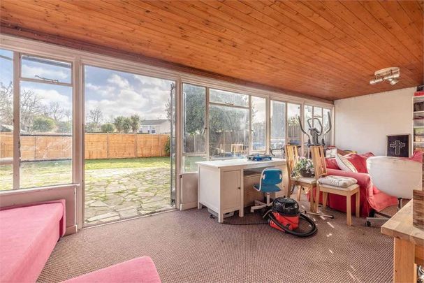 5 bedroom detached house to rent - Photo 1