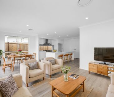 Modern Family Living - Photo 6