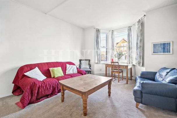 3 bedroom Flat To Let Total Size: 442 SQ FT - Photo 1