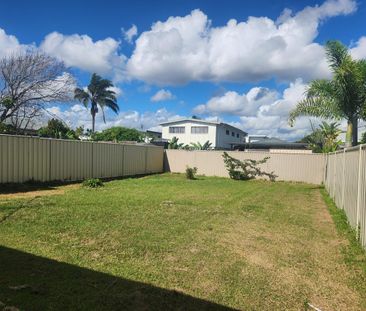 WALK TO BEACH HOUSE IN MIAMI - Photo 4