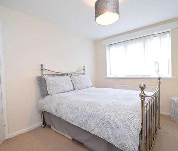 St Georges Court, Havercroft, WF4 - Photo 4
